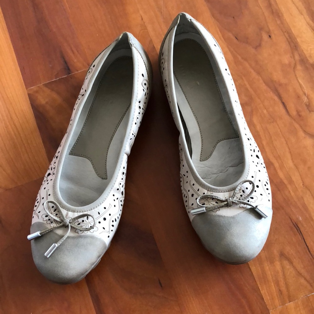 Rieker NEW beige flats 41M